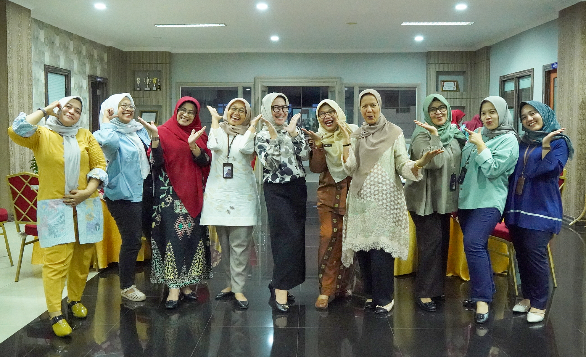 Foto Pertemuan dengan Pimpinan Perempuan yang ada di Sumatera Barat