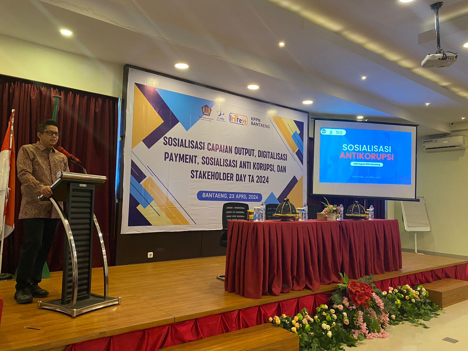Penyampaian sosialiasi anti korupsi oleh Kepala KPPN Bantaeng