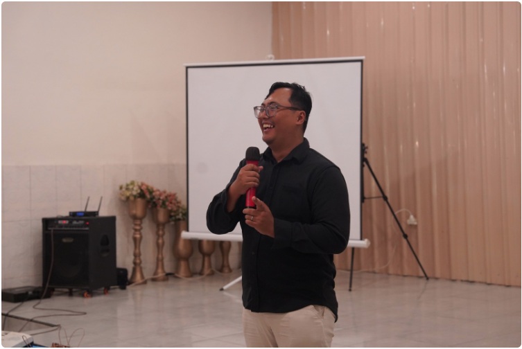 Dheka Ary Pandana Dheka Ary Pandana