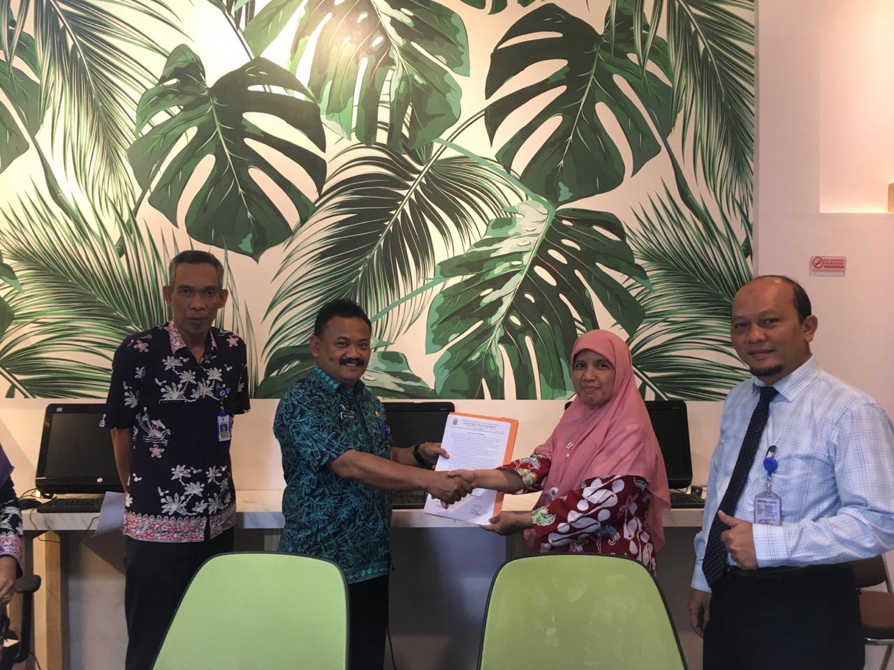Penandatanganan BAR antara KPPN Kuala Tungkal, KPP Pratama Kuala Tungkal, dan Pemerintah Kabupaten Tanjung Jabung Timur, Kamis (27/2)