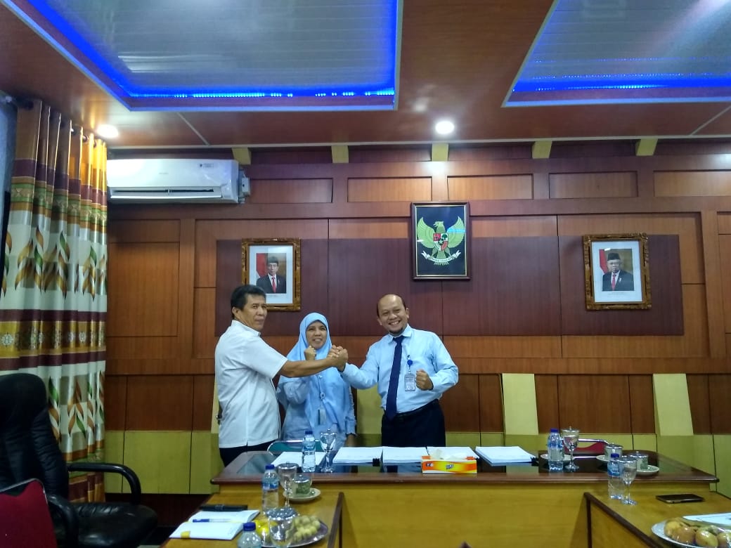 Penandatanganan BAR antara KPPN Kuala Tungkal, KPP Pratama Kuala Tungkal, dan Pemerintah Kabupaten Tanjung Jabung Barat, Rabu (26/2)