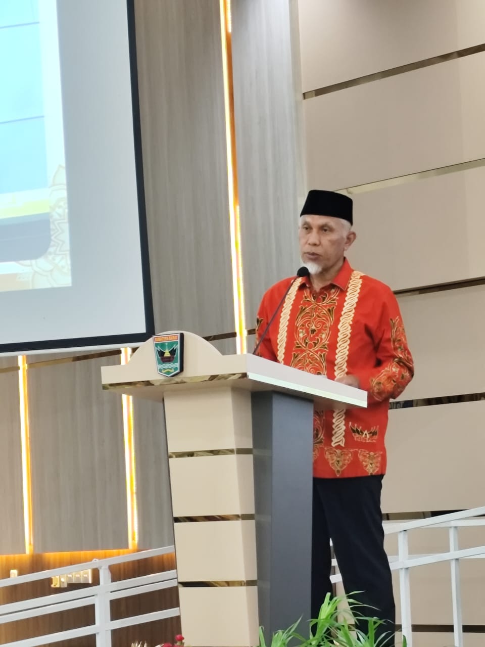 Buya Mahyeldi