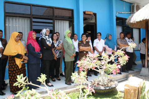 Antusiasme peserta dalam menjawab pertanyaan di booth Go Green